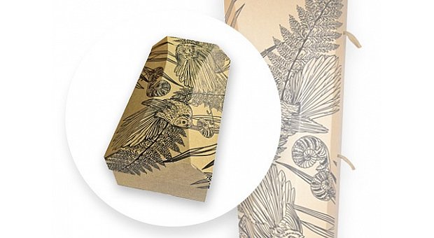 Outside The Box Ash Urn Fantail